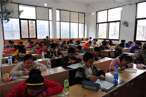 “光华杯”小学生知识竞赛